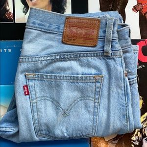 VINTAGE LEVI’S
